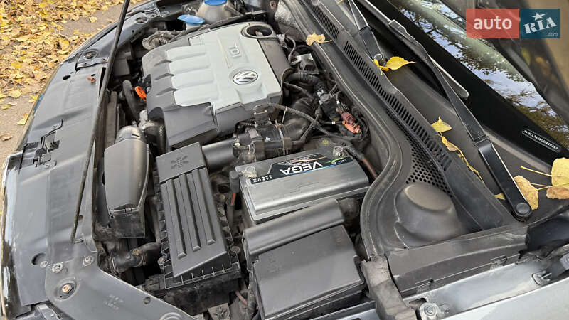 Седан Volkswagen Jetta 2013 в Киеве фото 43 Седан Volkswagen Jetta 2013 в Киеве