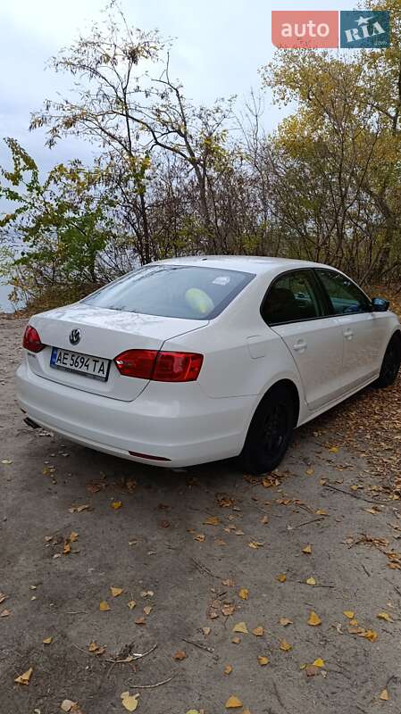 Седан Volkswagen Jetta 2012 в Каменском