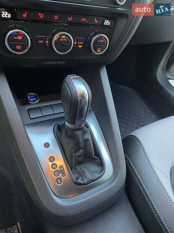 Седан Volkswagen Jetta 2012 в Ужгороде