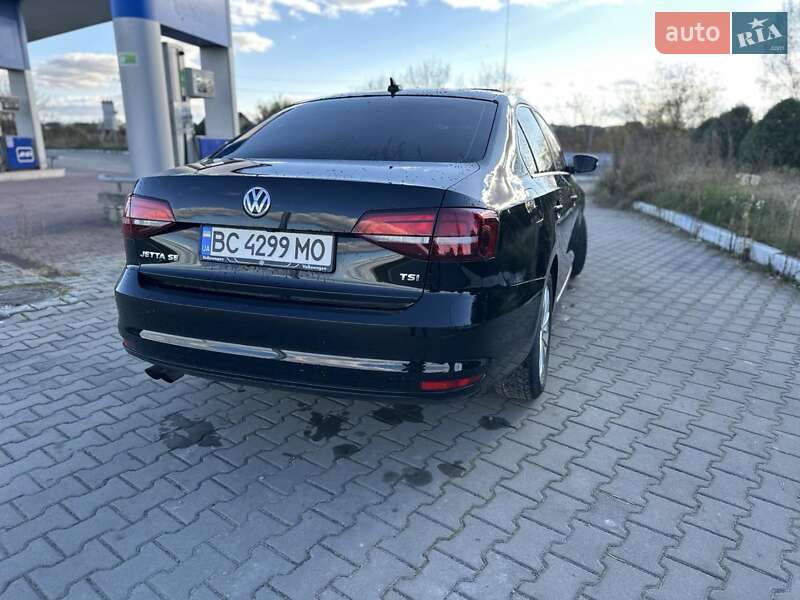 Седан Volkswagen Jetta 2016 в Жовкве