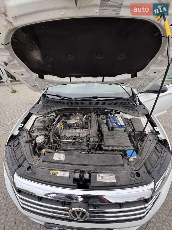 Седан Volkswagen Jetta 2018 в Полтаві