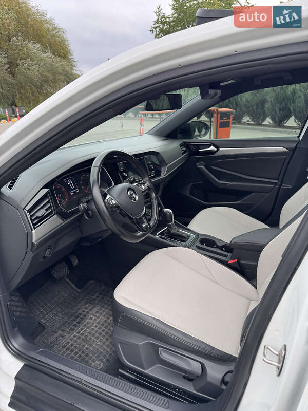 Седан Volkswagen Jetta 2018 в Полтаві