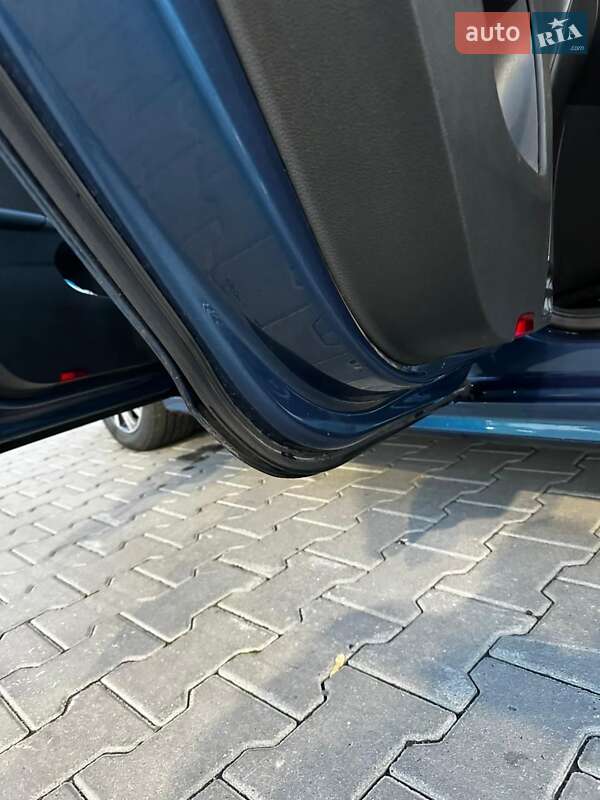 Седан Volkswagen Jetta 2016 в Хмельницком