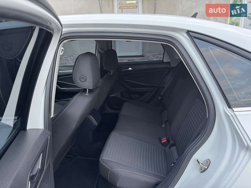 Седан Volkswagen Jetta 2024 в Луцке фото 29 Седан Volkswagen Jetta 2024 в Луцке