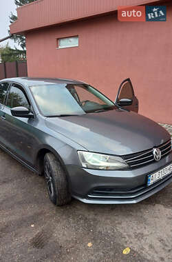 Седан Volkswagen Jetta 2014 в Києві