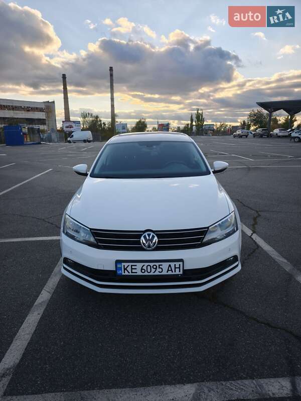 Седан Volkswagen Jetta 2016 в Кривому Розі фото 10 Седан Volkswagen Jetta 2016 в Кривому Розі