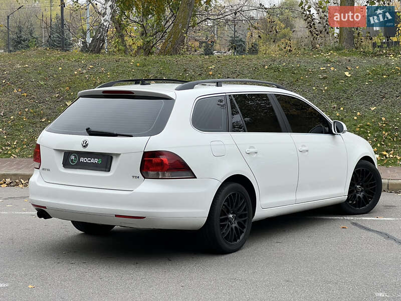 Универсал Volkswagen Jetta 2012 в Киеве