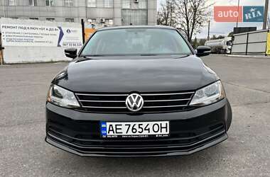 Седан Volkswagen Jetta 2017 в 