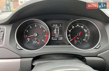 Седан Volkswagen Jetta 2017 в 