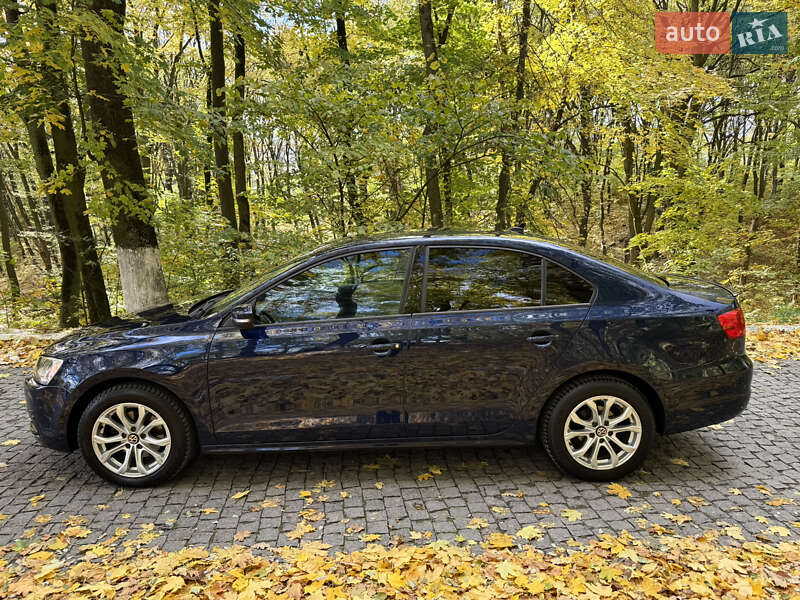 Седан Volkswagen Jetta 2014 в Черновцах фото 7 Седан Volkswagen Jetta 2014 в Черновцах