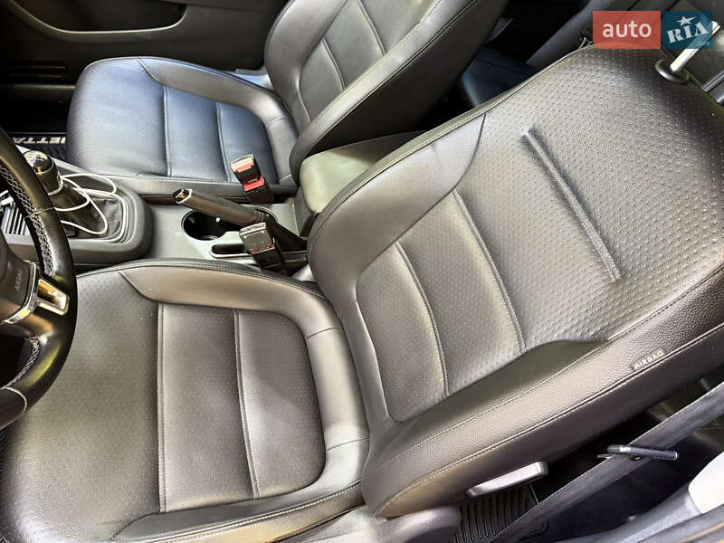 Седан Volkswagen Jetta 2014 в Черновцах фото 35 Седан Volkswagen Jetta 2014 в Черновцах