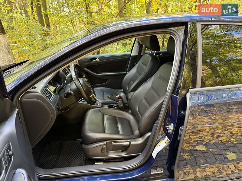 Седан Volkswagen Jetta 2014 в Черновцах фото 33 Седан Volkswagen Jetta 2014 в Черновцах