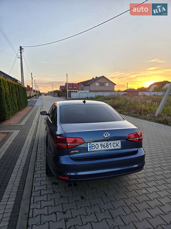 Седан Volkswagen Jetta 2015 в Луцке фото 3 Седан Volkswagen Jetta 2015 в Луцке