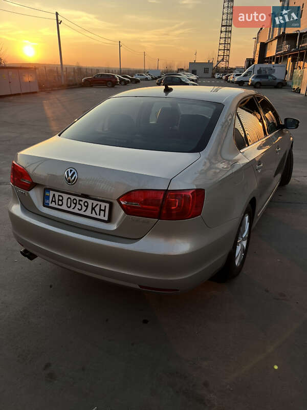 Седан Volkswagen Jetta 2012 в Вінниці фото 6 Седан Volkswagen Jetta 2012 в Вінниці
