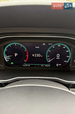 Седан Volkswagen Jetta 2018 в  фото 4 Седан Volkswagen Jetta 2018 в