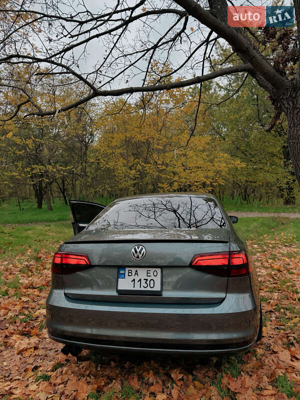 Седан Volkswagen Jetta 2017 в Кременчуге фото 10 Седан Volkswagen Jetta 2017 в Кременчуге