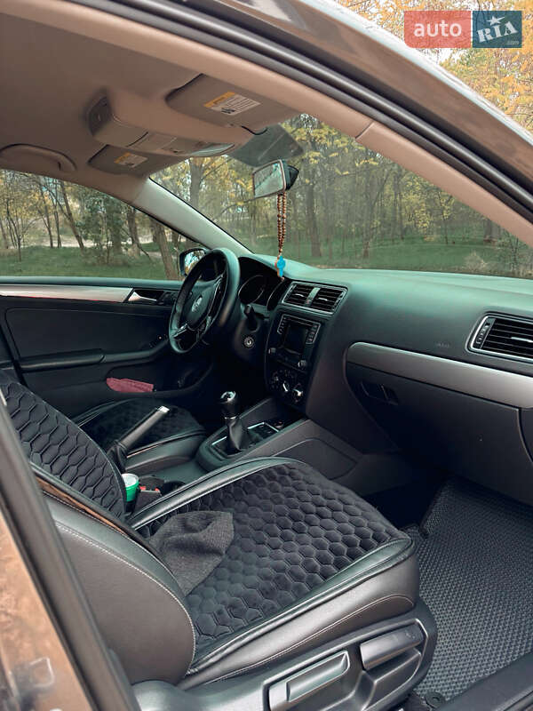 Седан Volkswagen Jetta 2017 в Кременчуге фото 15 Седан Volkswagen Jetta 2017 в Кременчуге