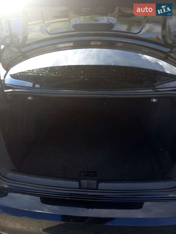 Седан Volkswagen Jetta 2015 в Запорожье фото 3 Седан Volkswagen Jetta 2015 в Запорожье