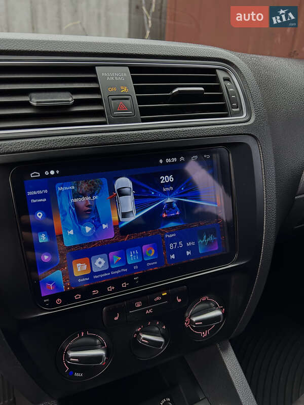 Седан Volkswagen Jetta 2014 в Днепре фото 25 Седан Volkswagen Jetta 2014 в Днепре