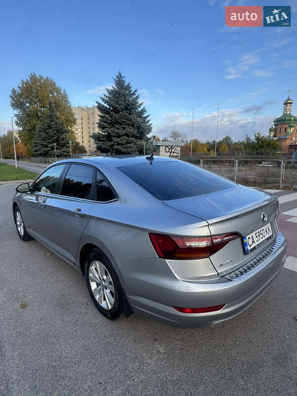 Седан Volkswagen Jetta 2019 в Черкассах