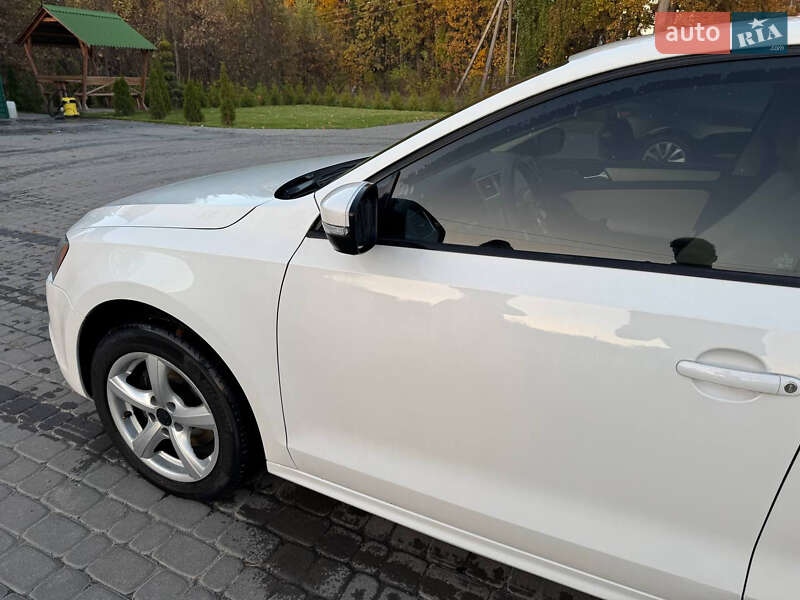 Седан Volkswagen Jetta 2012 в Вінниці