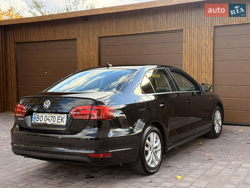 Седан Volkswagen Jetta 2013 в Тернополе фото 6 Седан Volkswagen Jetta 2013 в Тернополе
