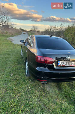Седан Volkswagen Jetta 2011 в Борщеві