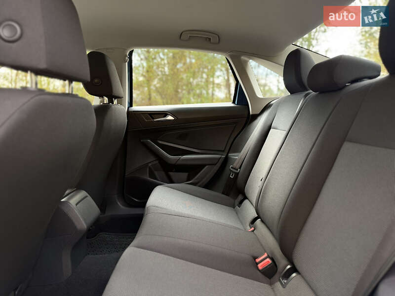 Седан Volkswagen Jetta 2019 в Ковеле фото 49 Седан Volkswagen Jetta 2019 в Ковеле