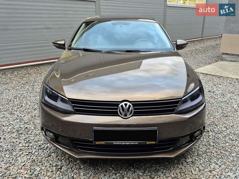 Седан Volkswagen Jetta 2013 в Киеве фото 3 Седан Volkswagen Jetta 2013 в Киеве
