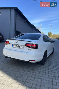 Седан Volkswagen Jetta 2016 в Тернополе