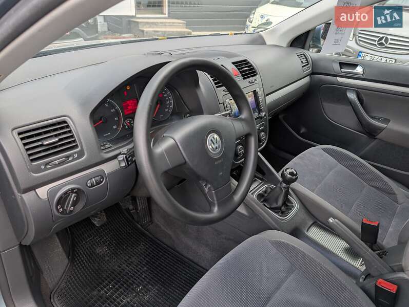 Седан Volkswagen Jetta 2006 в Ровно фото 28 Седан Volkswagen Jetta 2006 в Ровно