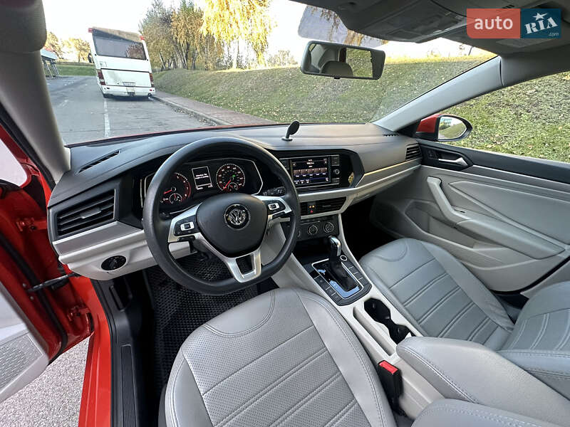 Седан Volkswagen Jetta 2019 в Киеве фото 23 Седан Volkswagen Jetta 2019 в Киеве