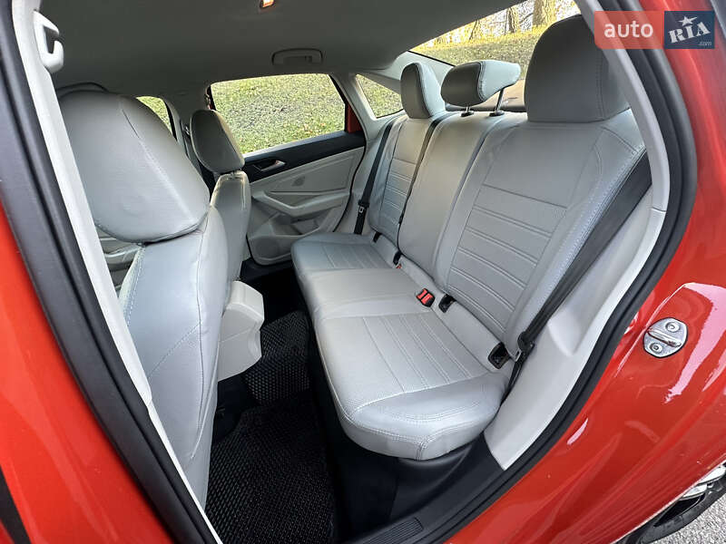 Седан Volkswagen Jetta 2019 в Киеве фото 28 Седан Volkswagen Jetta 2019 в Киеве