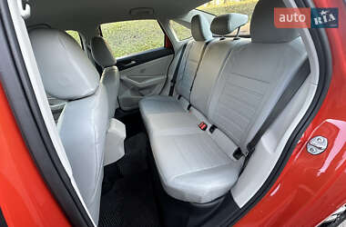 Седан Volkswagen Jetta 2019 в  фото 28 Седан Volkswagen Jetta 2019 в