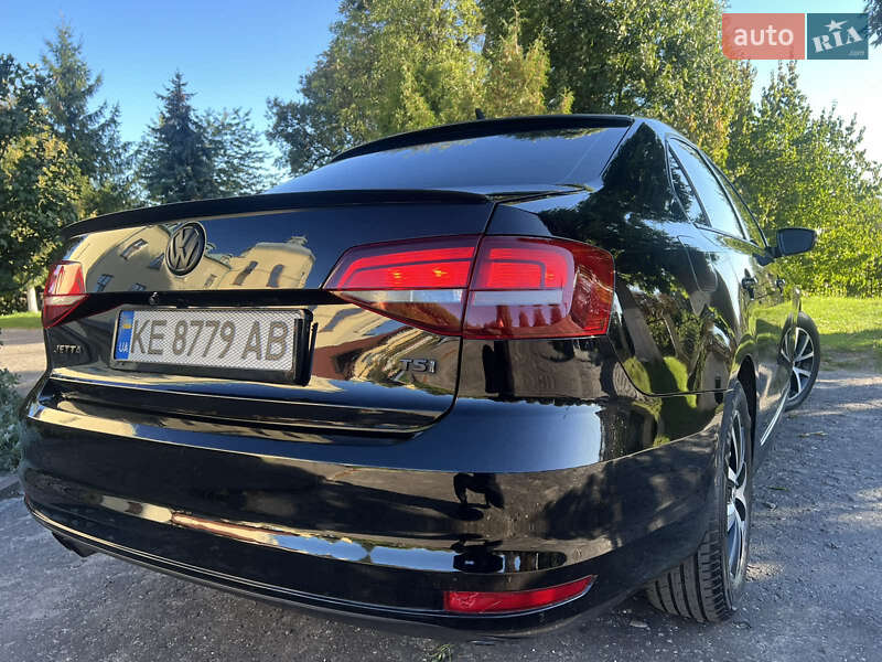 Седан Volkswagen Jetta 2012 в Золочеві