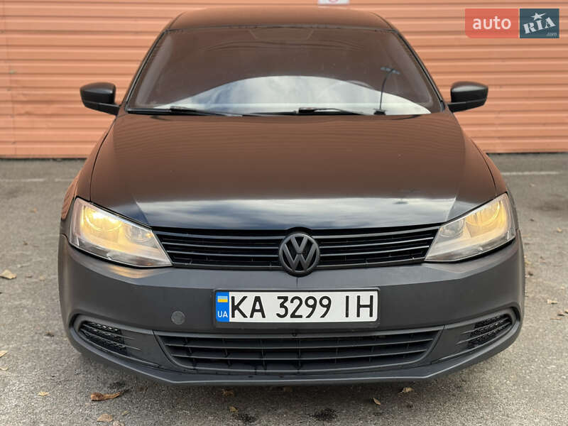 Седан Volkswagen Jetta 2013 в Киеве фото 2 Седан Volkswagen Jetta 2013 в Киеве