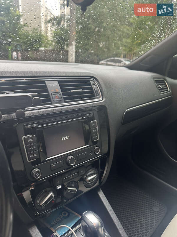Седан Volkswagen Jetta 2015 в Одесі фото 5 Седан Volkswagen Jetta 2015 в Одесі