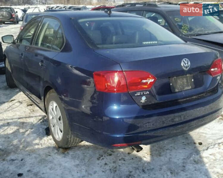 Седан Volkswagen Jetta 2014 в Черновцах фото 52 Седан Volkswagen Jetta 2014 в Черновцах