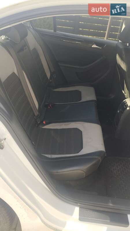 Седан Volkswagen Jetta 2016 в Сваляві