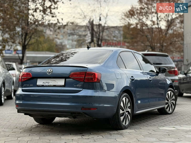 Седан Volkswagen Jetta 2015 в Одессе фото 24 Седан Volkswagen Jetta 2015 в Одессе