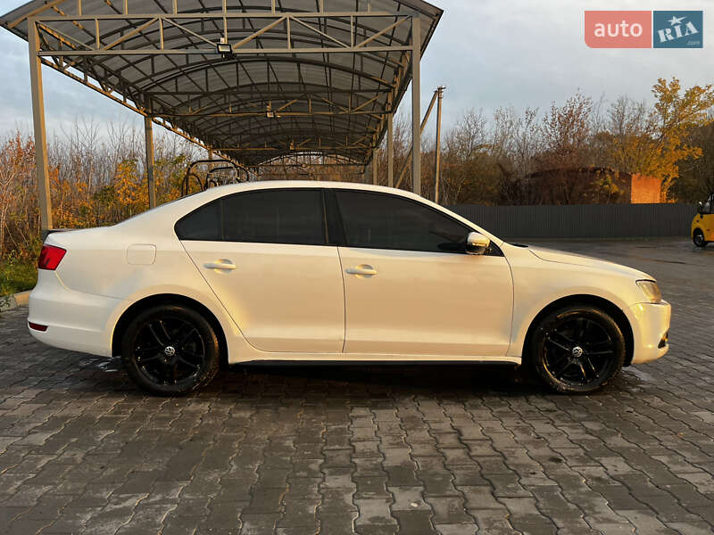 Седан Volkswagen Jetta 2011 в Полтаве
