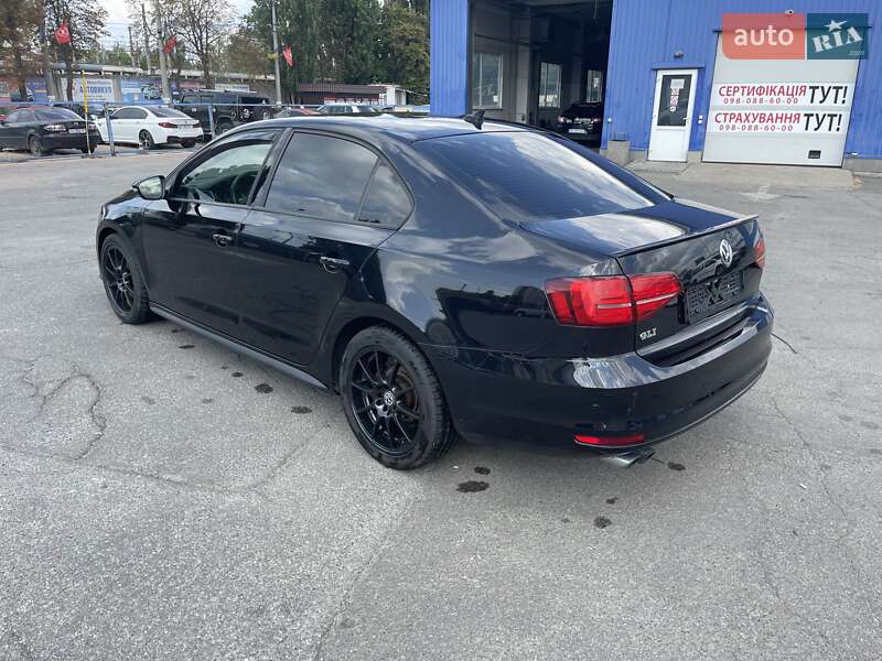 Седан Volkswagen Jetta 2015 в Киеве фото 8 Седан Volkswagen Jetta 2015 в Киеве