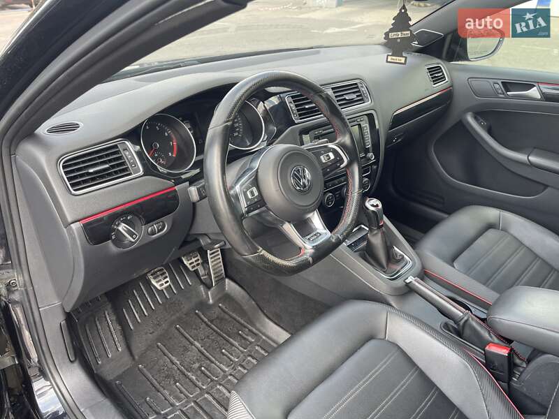 Седан Volkswagen Jetta 2015 в Киеве фото 13 Седан Volkswagen Jetta 2015 в Киеве