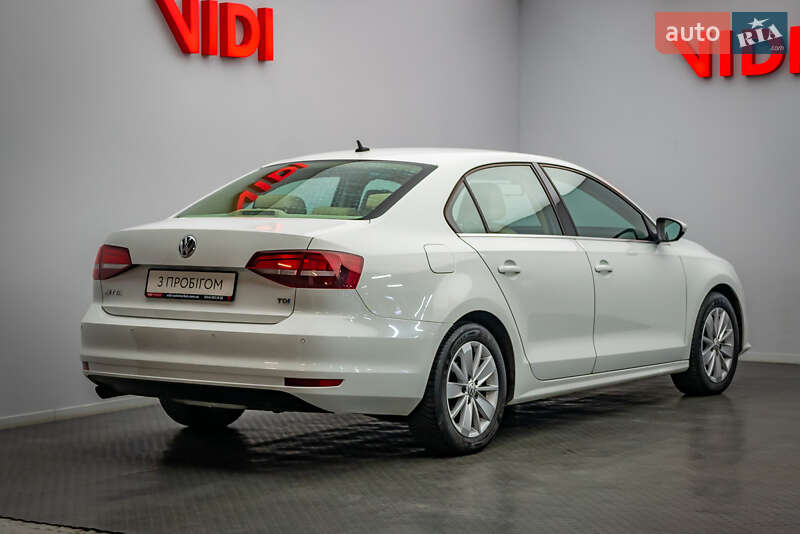 Седан Volkswagen Jetta 2016 в Киеве фото 2 Седан Volkswagen Jetta 2016 в Киеве