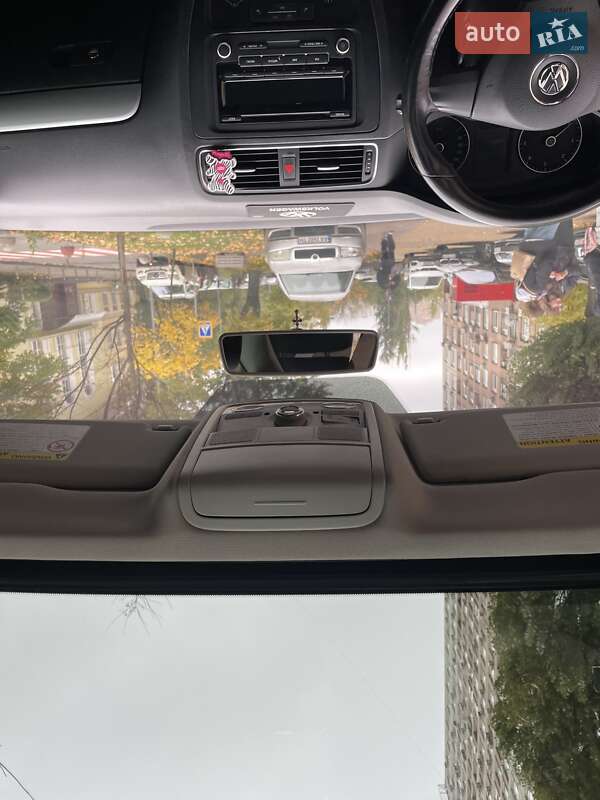 Седан Volkswagen Jetta 2013 в Києві