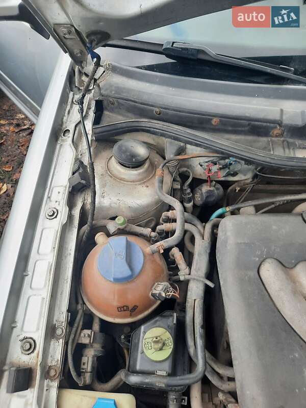 Седан Volkswagen Jetta 2000 в Городке фото 4 Седан Volkswagen Jetta 2000 в Городке