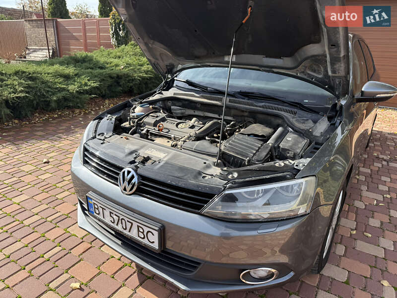 Седан Volkswagen Jetta 2012 в Одессе