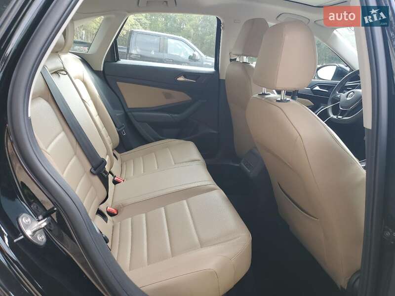 Седан Volkswagen Jetta 2021 в Дніпрі