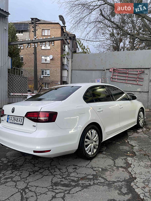 Седан Volkswagen Jetta 2016 в Киеве фото 5 Седан Volkswagen Jetta 2016 в Киеве