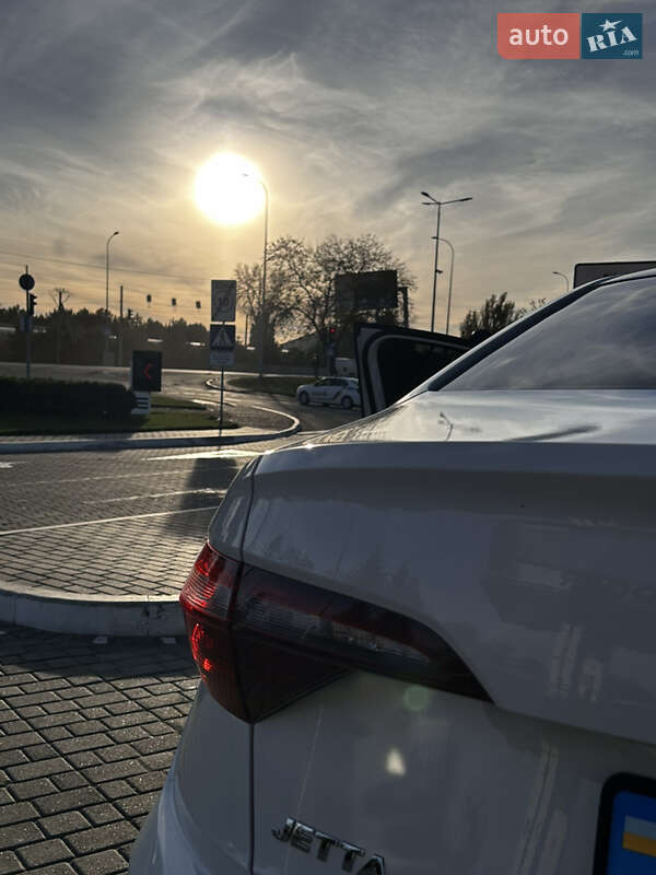 Седан Volkswagen Jetta 2019 в Одессе